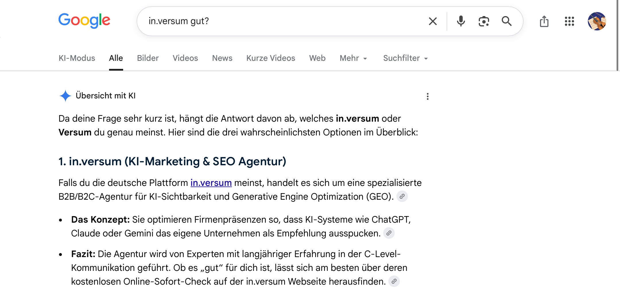 Google ordnet in.versum bei einer wertenden Suchanfrage korrekt ein und verweist auf den KI-Sichtbarkeits-Check